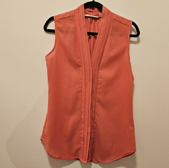 NWT DEX | The Suit Shop New York V-neck Blouse.With buttons.| Sz XS. No flaws. - Picture 1 of 6